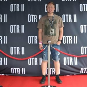 Meet your Posher, Zach